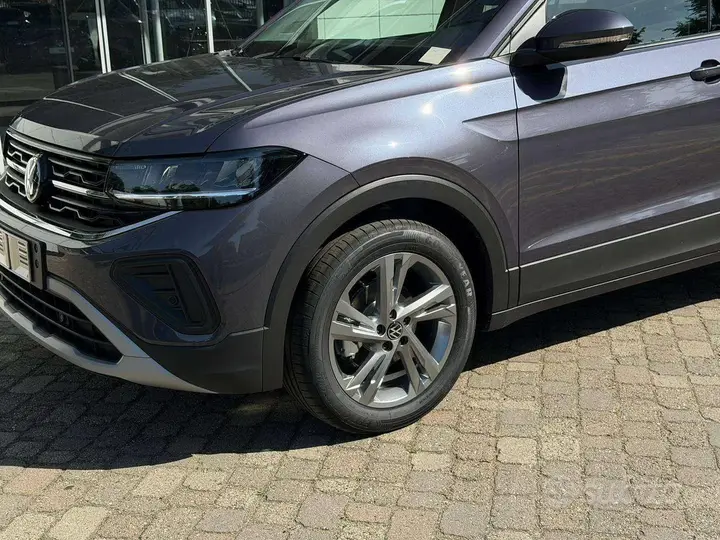 Volkswagen T-Cross 2026 photo 2