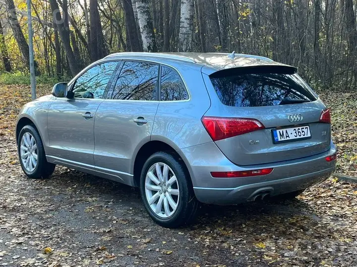 Audi Q5 2010 photo 3