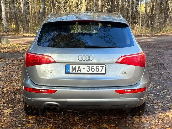 Audi Q5 2010 photo 4