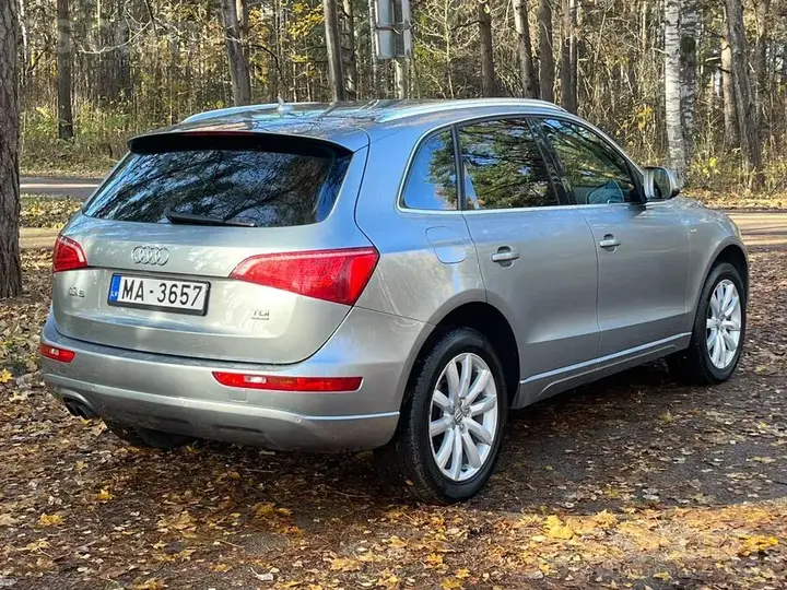 Audi Q5 2010 photo 5