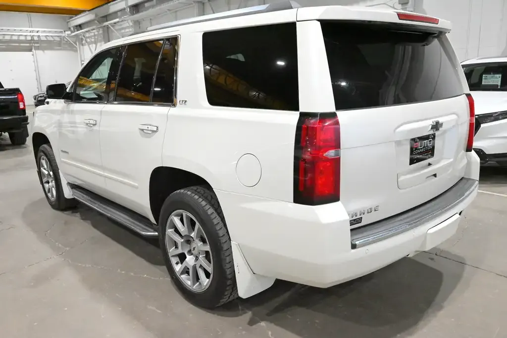 Chevrolet Tahoe 2015 photo 3