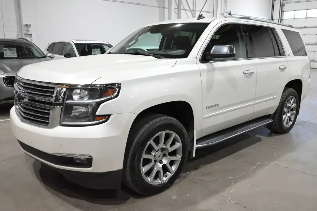 Chevrolet Tahoe 2015 photo 2