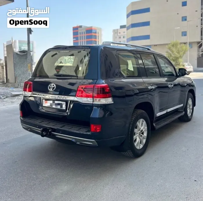 Toyota Land Cruiser 2017 photo 4