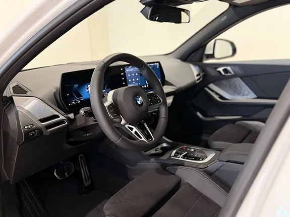 BMW 120 2026 photo 3