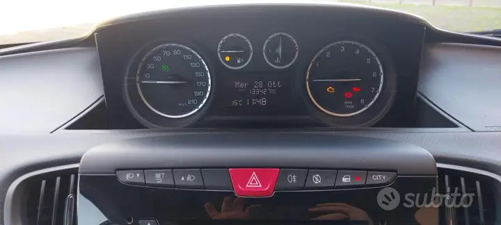 Lancia Ypsilon 2011 photo 4