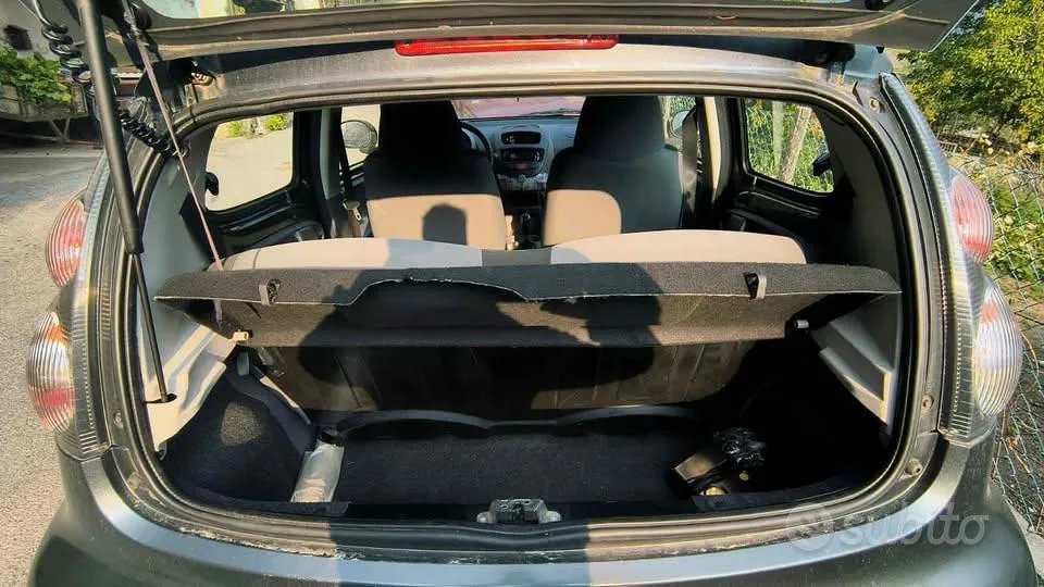 Citroen C1 2010 photo 3