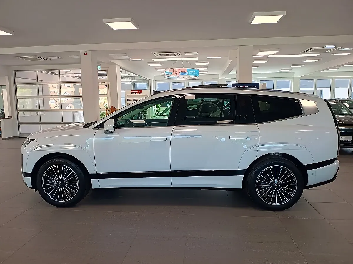 Hyundai Ioniq 9 2026 photo 3