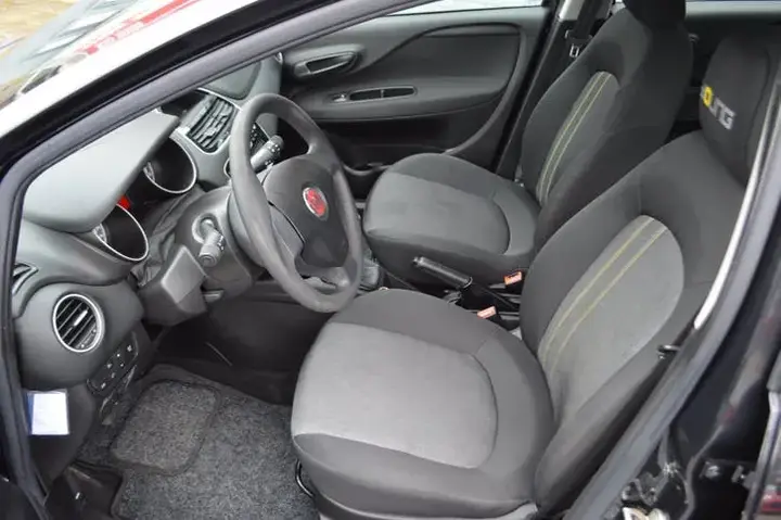 Fiat Punto Evo 2015 photo 3