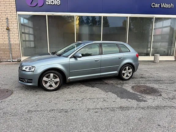 Audi A3 2011 photo 4