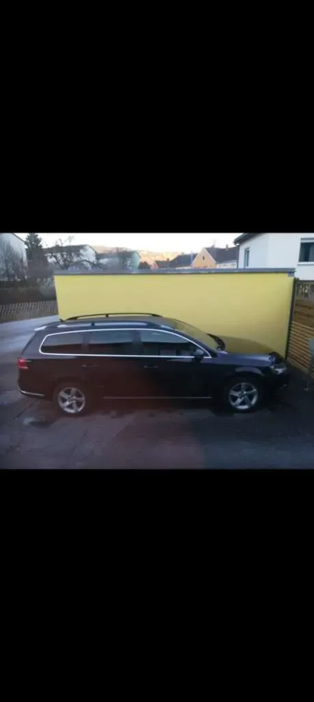 Volkswagen Passat 2012 photo 2