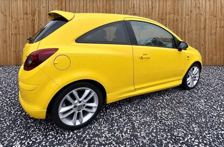 Vauxhall Corsa 2014 photo 3
