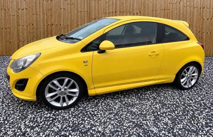 Vauxhall Corsa 2014 photo 2