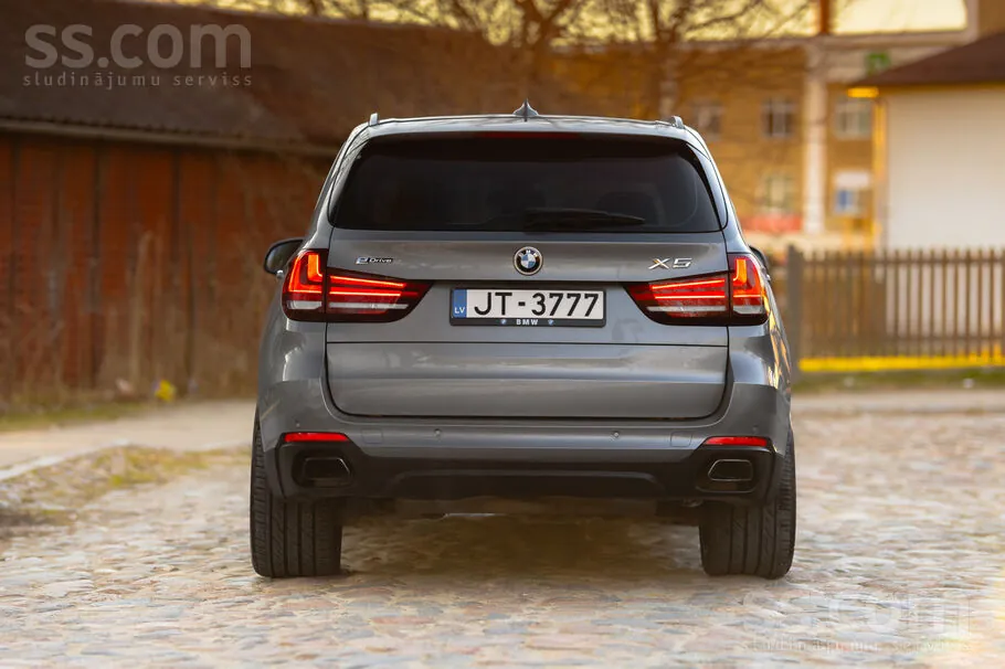 BMW X5 2016 photo 4