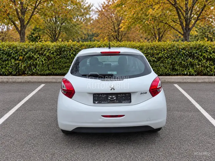 Peugeot 208 2014 photo 4