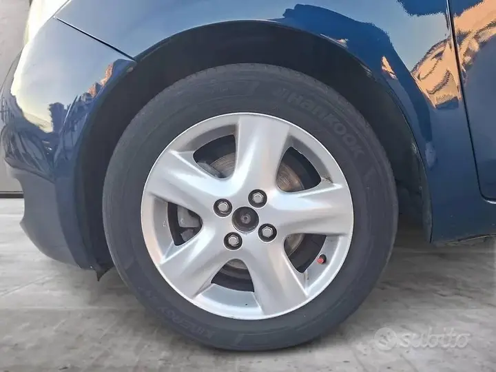 Toyota Yaris 2006 photo 5