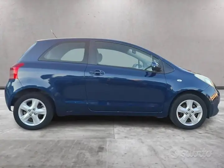 Toyota Yaris 2006 photo 3