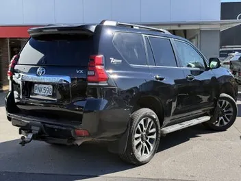 Toyota Land Cruiser Prado 2022 photo 3