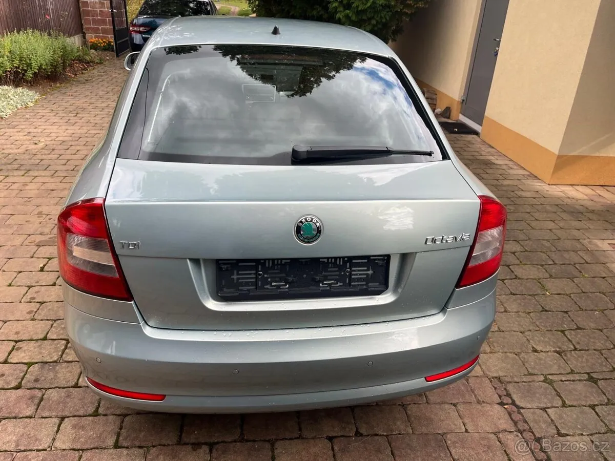 Skoda Octavia 2012 photo 5
