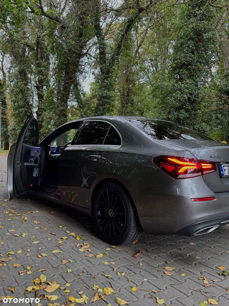 Mercedes-Benz A-Class 2019 photo 3