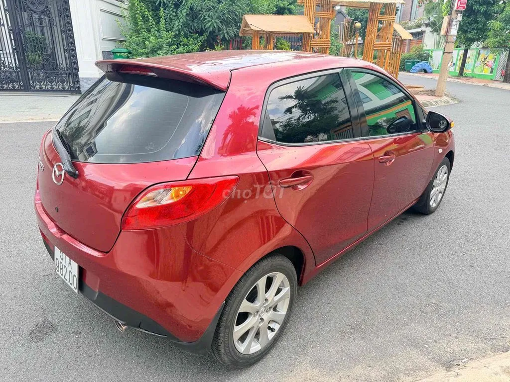 Mazda Mazda 2
