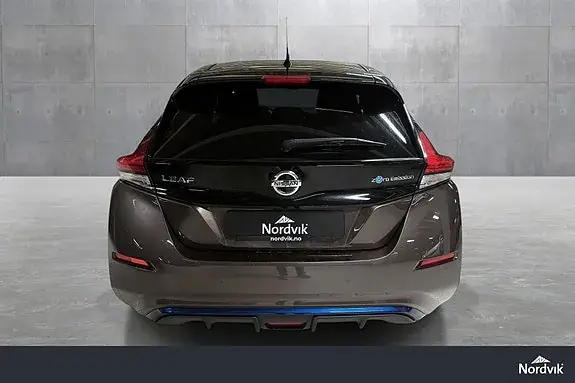 Nissan Leaf 2018 photo 3