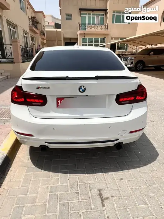 BMW 3 Series 2012 photo 2
