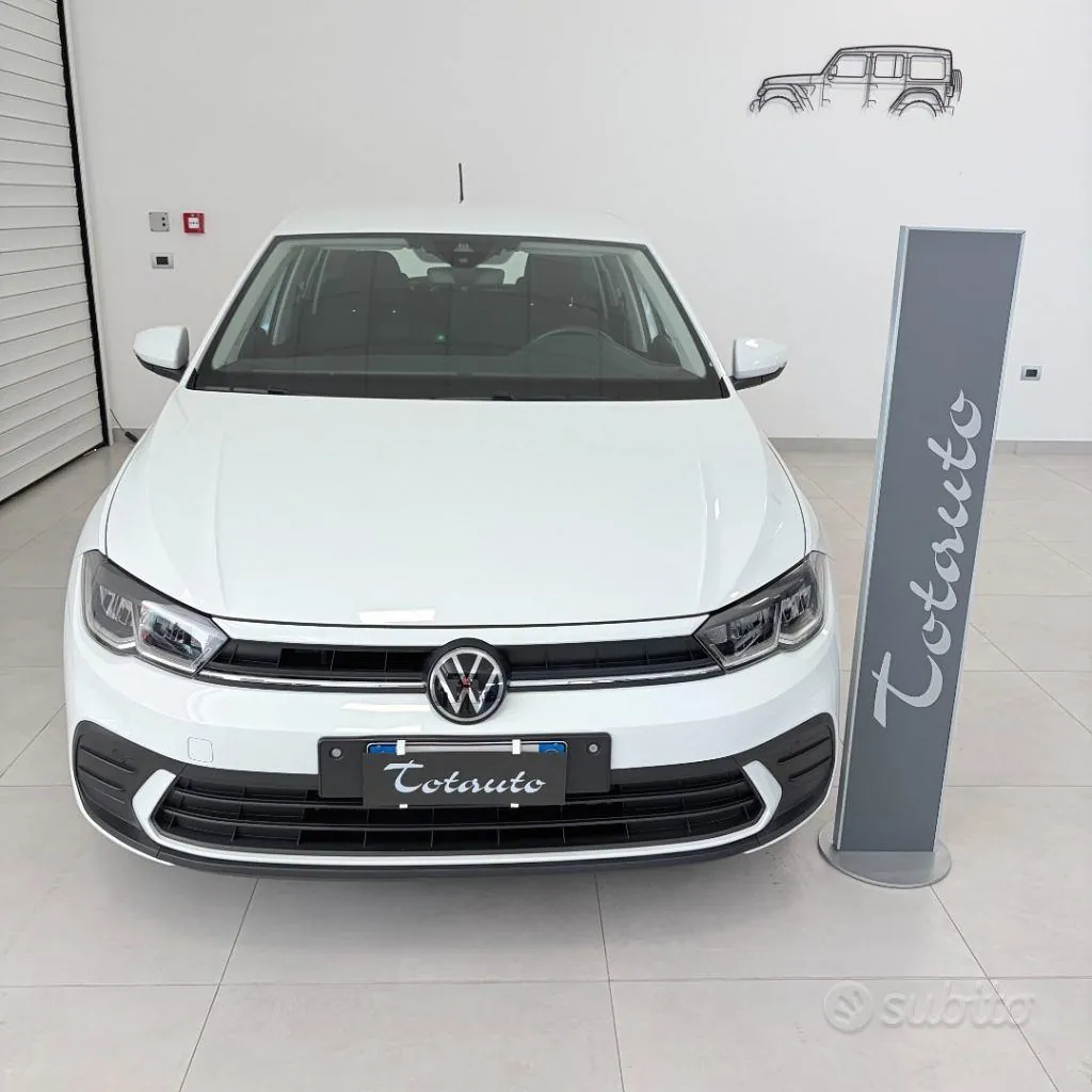 Volkswagen Polo 2023 photo 2