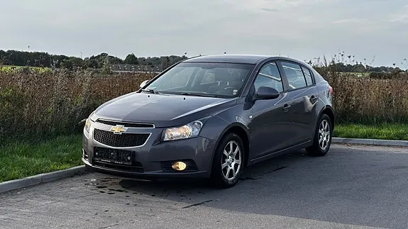 Chevrolet Cruze 2012 photo 3