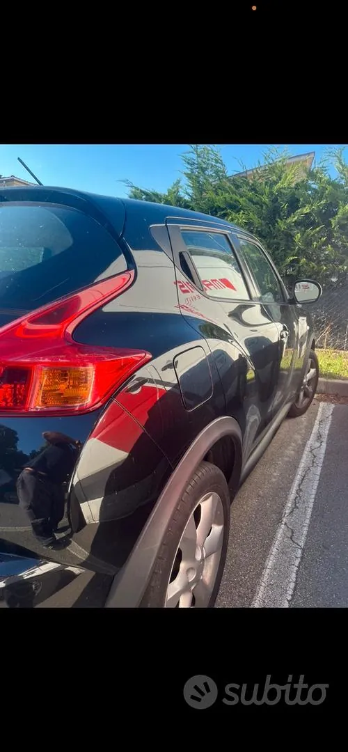 Nissan Juke 2013 photo 2