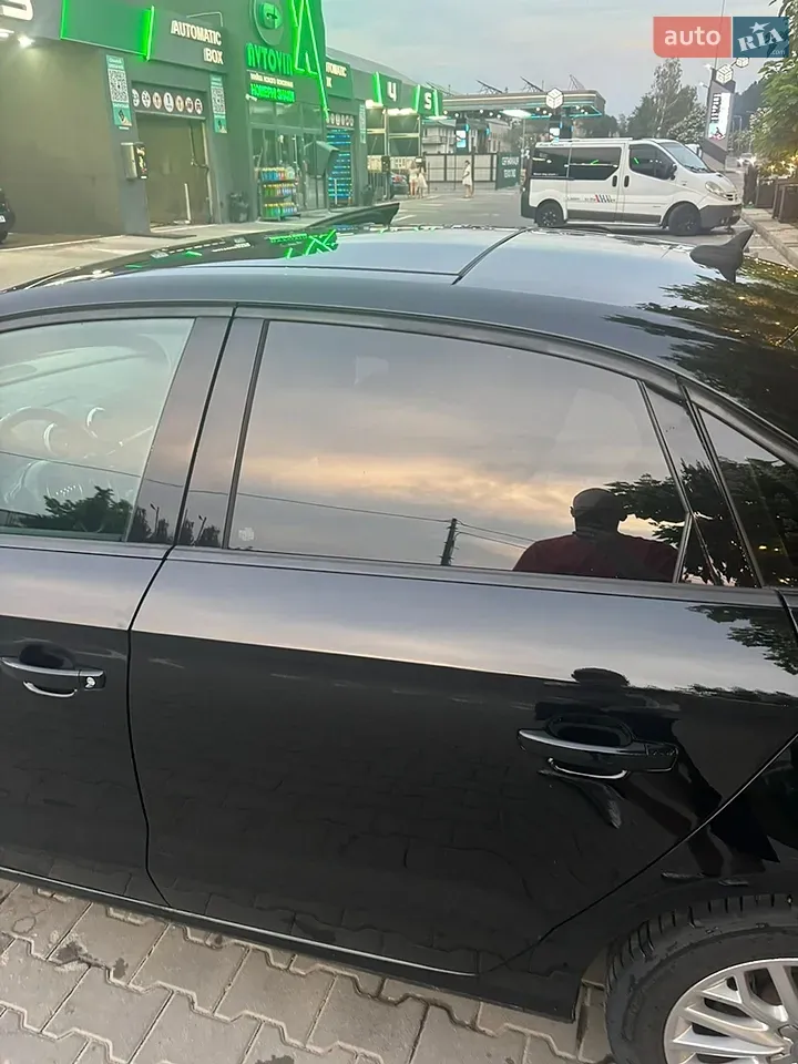 Audi A3 2015 photo 3