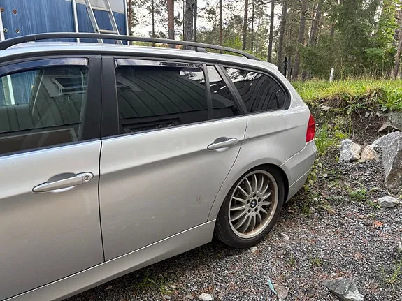 BMW 320D 2007 photo 3