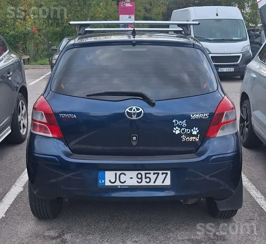 Toyota Yaris 2010 photo 4