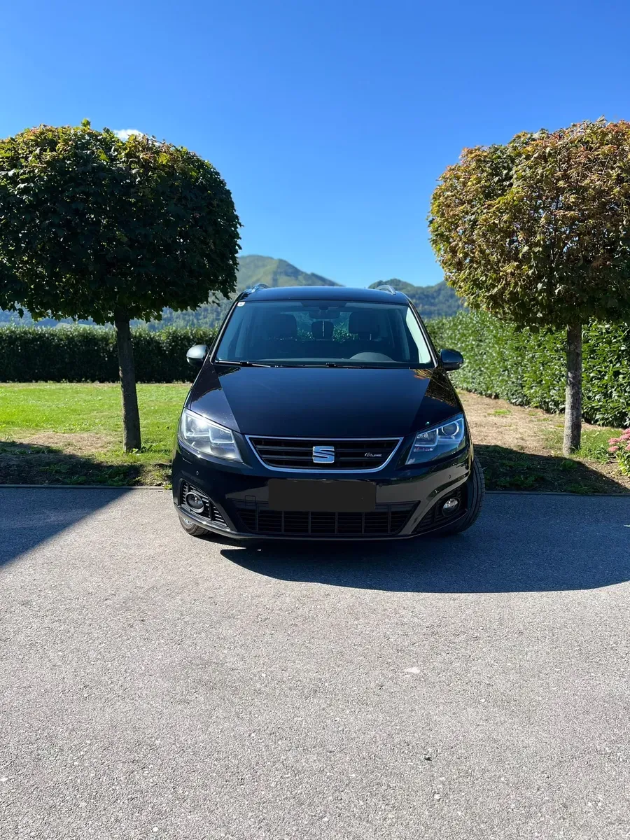 Seat Alhambra 2017 photo 2