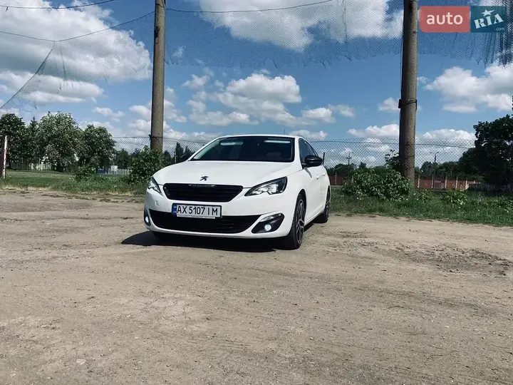 Peugeot 308 2014 photo 2