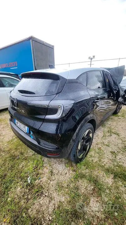 Renault Captur 2024 photo 4