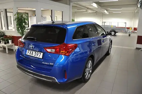 Toyota Auris 2014 photo 5