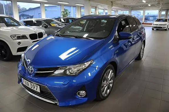 Toyota Auris 2014 photo 4