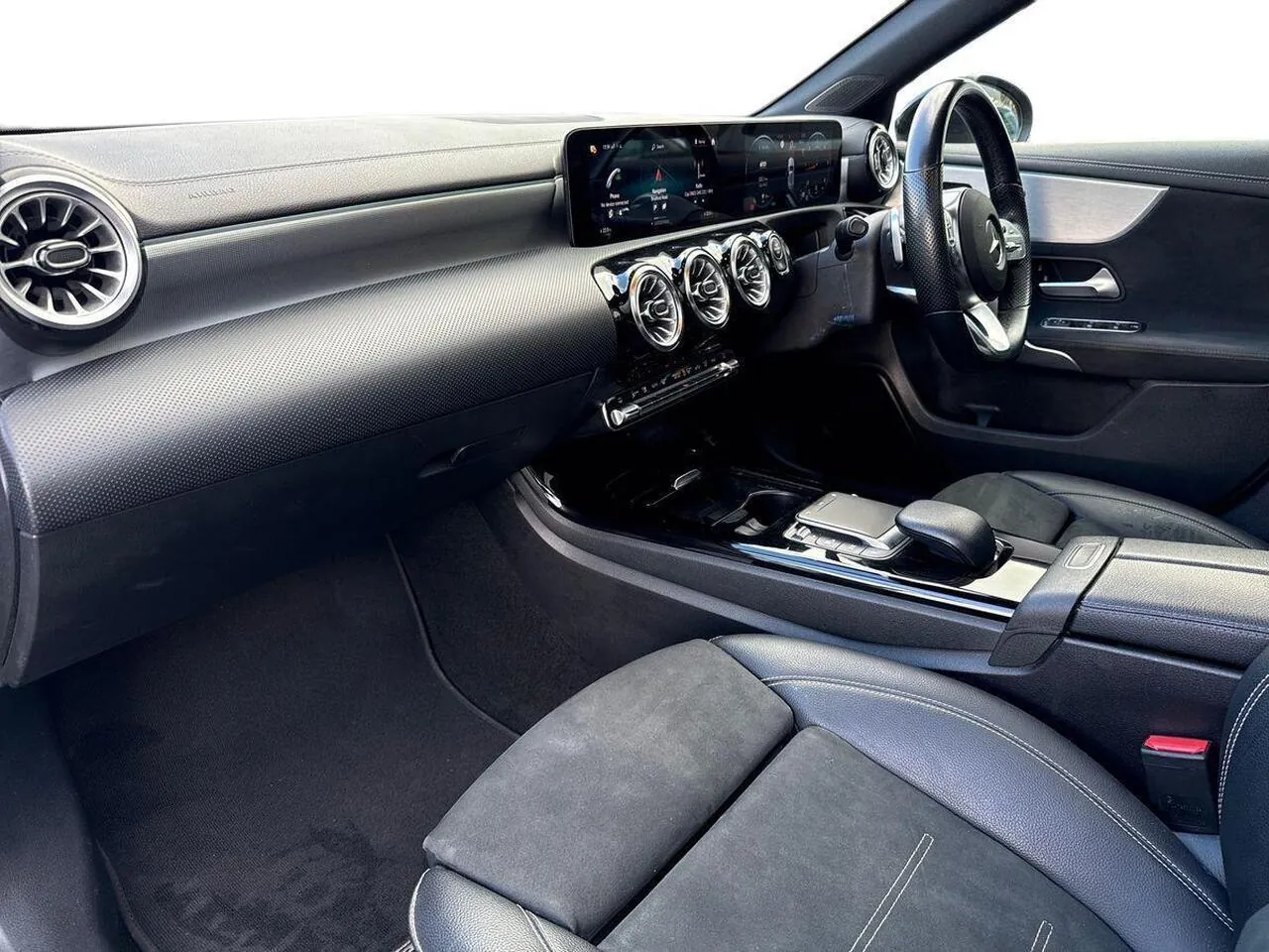 Mercedes-Benz A-Class 2021 photo 2