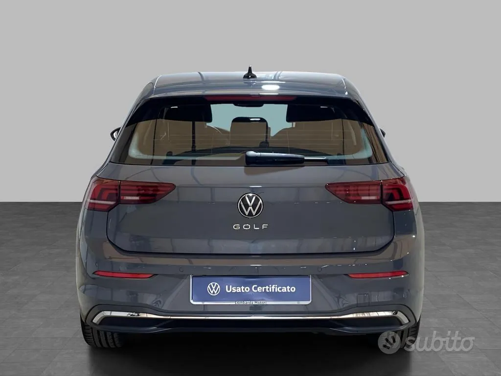 Volkswagen Golf 2025 photo 5
