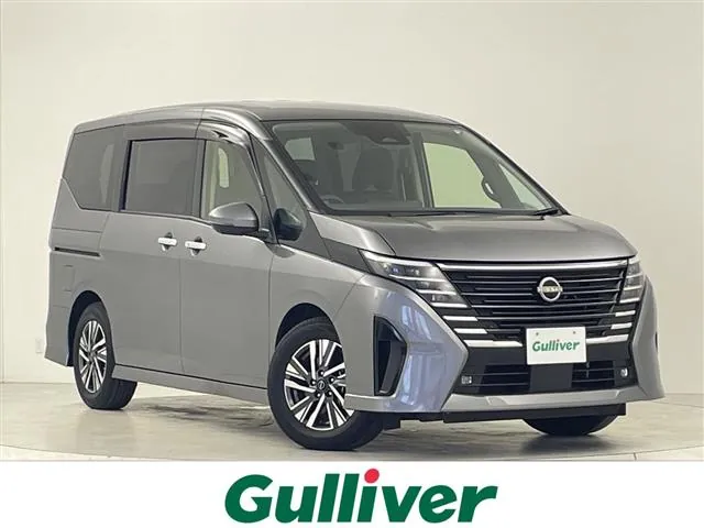 Nissan Serenade