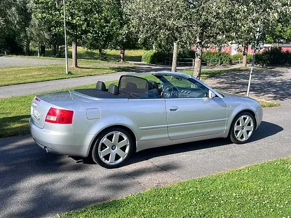 Audi A4 2003 photo 5