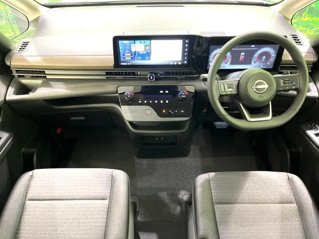 Nissan Serenade 2026 photo 3
