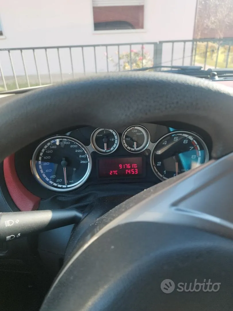 Alfa Romeo Mito 2010 photo 4