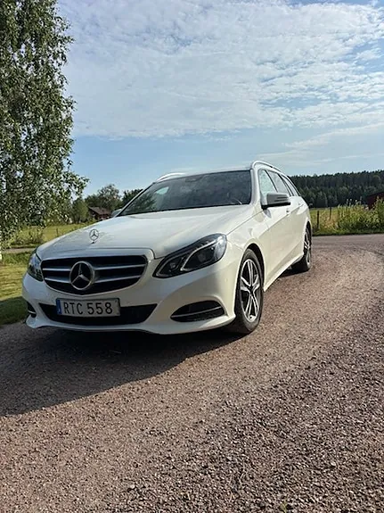 Mercedes-Benz E220 2014 photo 2