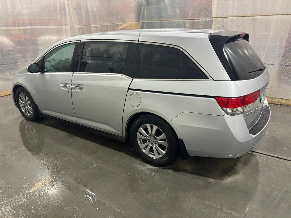 Honda Odyssey 2014 photo 3