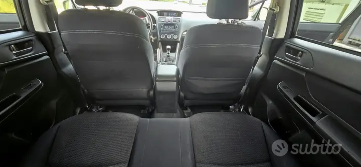 Subaru Xv 2013 photo 5