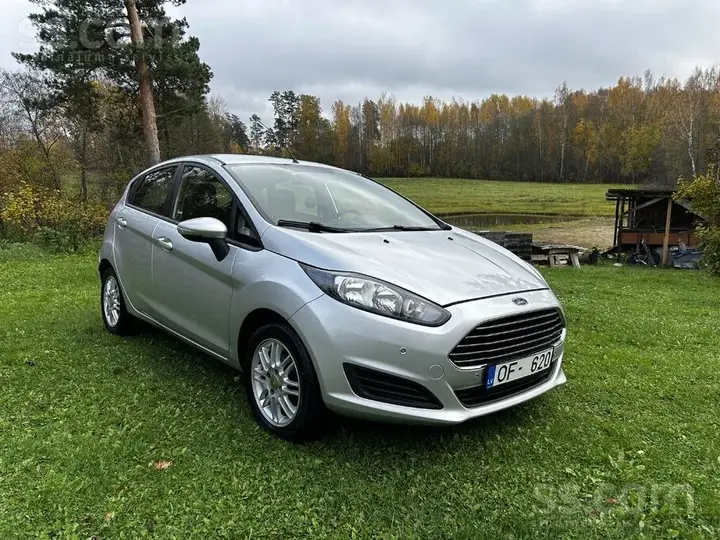 Ford Fiesta 2013 photo 2