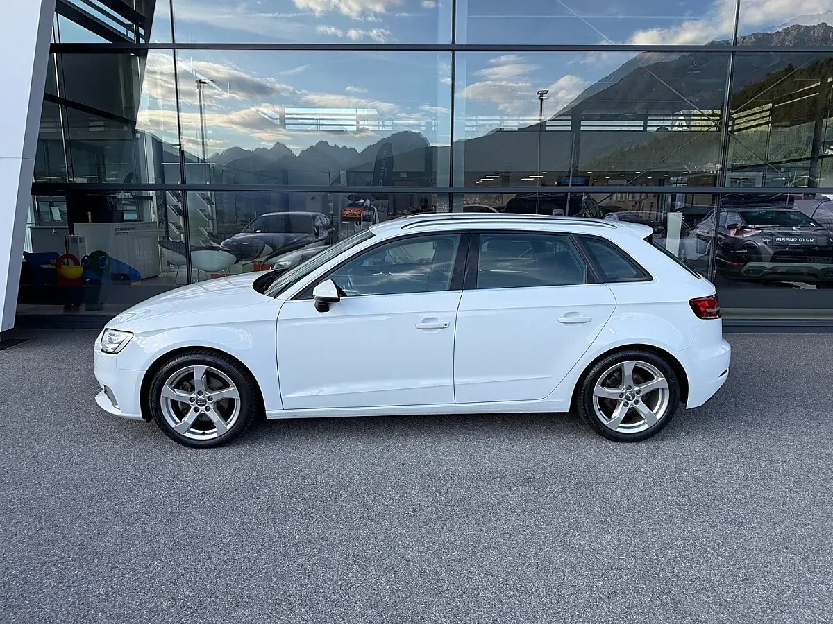 Audi A3 Sportback 2019 photo 3