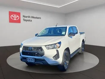 Toyota Hilux 2025 photo 4