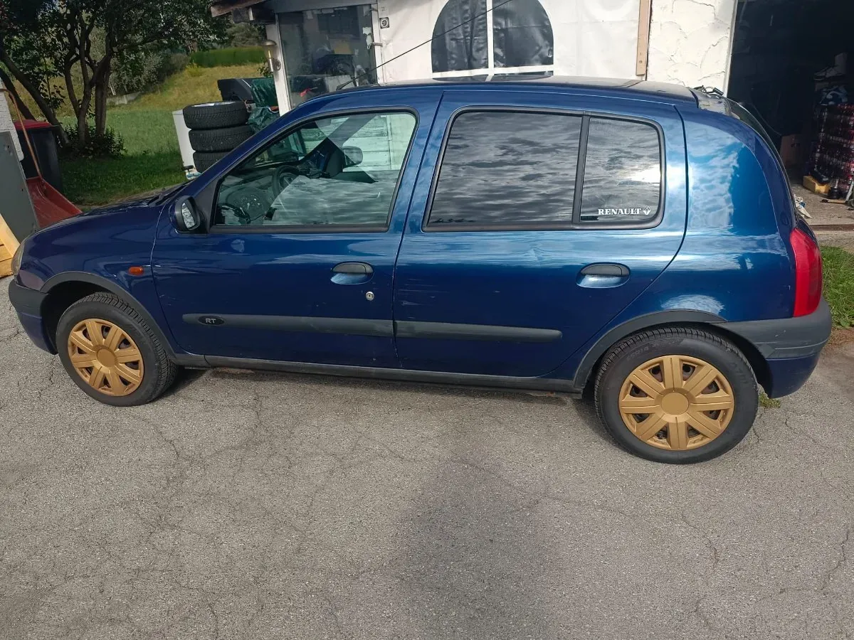 Renault Clio 1998 photo 2